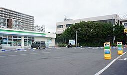 [周辺] ファミリーマート松山湘南江ノ島店 827m