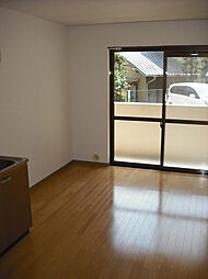 メゾンアストリア 6 2階2LDKのリビング/ダイニング