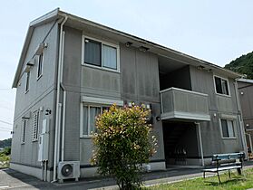 プランドール 賀茂  Ｂ棟  ｜ 兵庫県丹波市氷上町賀茂（賃貸アパート2LDK・2階・53.76㎡） その1