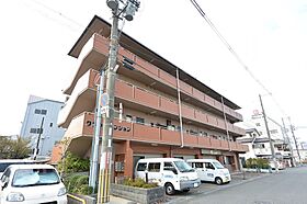 クラウンマンション  ｜ 大阪府枚方市大垣内町３丁目（賃貸マンション3LDK・4階・64.00㎡） その1