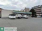 ファミリーマート朝霞膝折一丁目店 徒歩10分。 800m