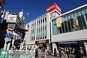 西友所沢駅前店 665m