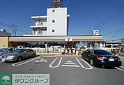 セブンイレブン所沢元町店 徒歩3分。 180m