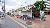 コモディイイダ北朝霞店 1072m