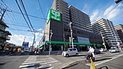 サミットストア朝霞台店 徒歩8分。スーパー 590m