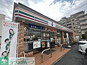 セブン-イレブン 上福岡富士見通り店 徒歩13分。 1010m