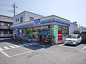 スリーエフ東所沢和田店 459m