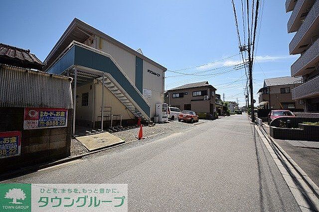 周辺