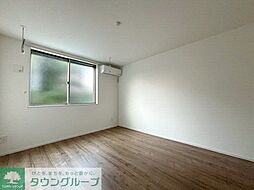 クレスト東村山 3階1Kのリビング/ダイニング