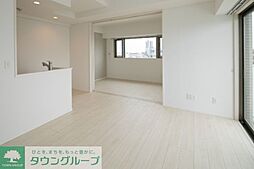 グロリアス西荻窪 8階1LDKのリビング/ダイニング