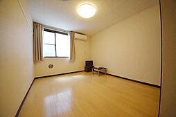 レオネクストエーデル　グリーン 1階1Kのリビング/ダイニング