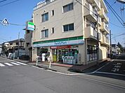 ファミリーマート 220m