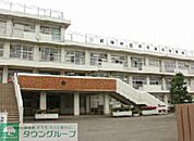 府中市立府中第十中学校 徒歩28分。中学校 2200m