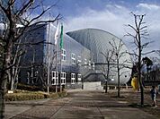 多摩六都科学館 658m