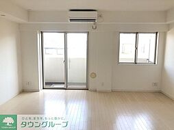 東急田園都市線 用賀駅 徒歩9分の賃貸マンション 4階ワンルームのリビング/ダイニング