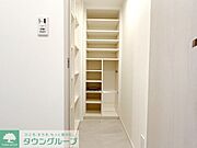 お部屋探しは株式会社　タウンハウジング　までお気軽にお問合せ下さい。クレジットカード決済・首都圏を中心直営143店舗　仲介件数全国2位の豊富な実績！諸費用・審査等・何でもご相談下さい。
