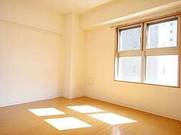 都営大江戸線 西新宿五丁目駅 徒歩3分の賃貸マンション 3階1LDKのリビング/ダイニング