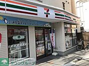 セブンイレブン渋谷初台1丁目店 徒歩2分。 130m