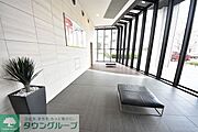 タウンハウジングレジデンス事業部　恵比寿店・赤坂店までお問合せ下さい。