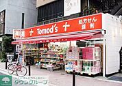 トモズパークシティ 徒歩2分。 90m
