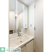 お部屋探しは株式会社　タウンハウジング　までお気軽にお問合せ下さい。クレジットカード決済・首都圏を中心直営143店舗　仲介件数全国2位の豊富な実績！諸費用・審査等・何でもご相談下さい。
