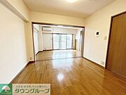 ★扉を開ければ広々16帖★
