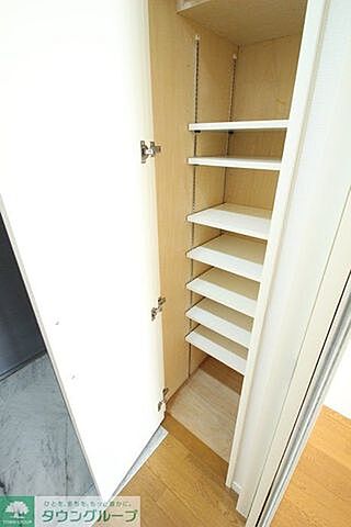 収納