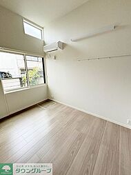 ハイエース 101 1階1Kのリビング/ダイニング