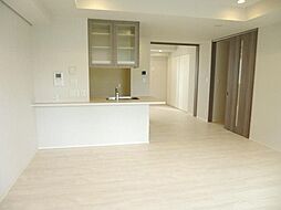 パークフラッツ新宿イーストサイド 404 4階1LDKのリビング/ダイニング