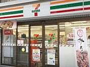 セブンイレブン渋谷原宿通り店 徒歩5分。 370m