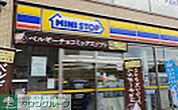 ミニストップ信濃町駅南口店 徒歩4分。 300m
