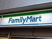 ファミリーマート西ケ丘一丁目店 521m