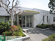 北区立赤羽北図書館 徒歩33分。図書館 2620m