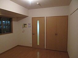 プレール東神田 4階1Kのリビング/ダイニング