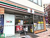 セブンイレブン日暮里中央通り店 320m