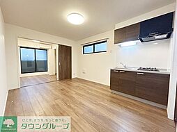 SUN HORIZON II 102 1階1LDKのリビング/ダイニング