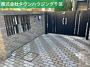 オートロックゲート付き。