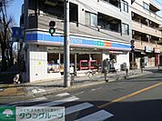 ローソン南烏山六丁目店 徒歩2分。コンビニ 130m