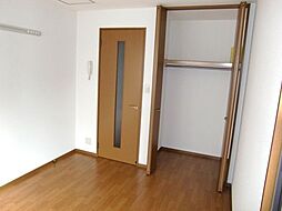 サンヴィクトワール 2階1Kのリビング/ダイニング