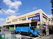 スーパーバリュー 徒歩9分。スーパー 710m