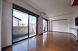 クーラムコート 1階2LDKのリビング/ダイニング