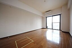 マノアコート 601 6階1Kのリビング/ダイニング