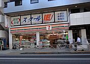 セブンイレブン 780m