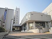 調布市役所 750m