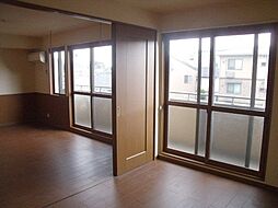 ベルデュールB 102 1階2LDKのリビング/ダイニング