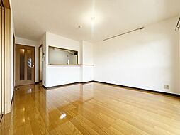 JR総武線 本八幡駅 徒歩15分の賃貸マンション 2階3LDKのリビング/ダイニング