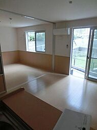 グレイスヴィラ東中山 102 1階1LDKのリビング/ダイニング