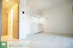 Peaks Funabashi 201 2階1LDKのリビング/ダイニング