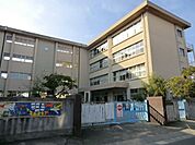 松戸市立古ケ崎小学校 940m