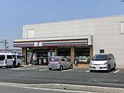 セブンイレブン千葉稲毛海岸駅前店 419m